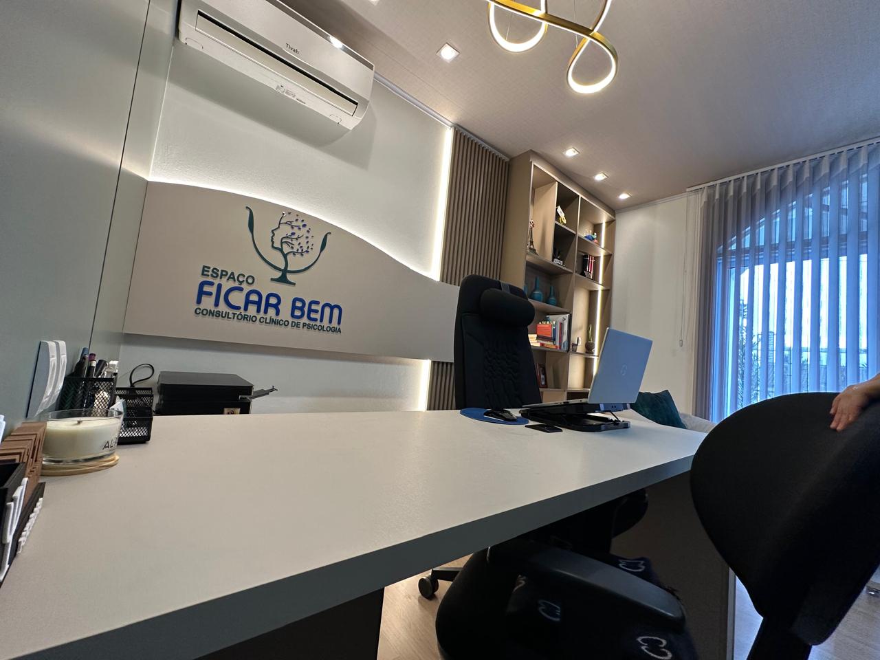 Ambiente acolhedor do consultório de psicologia em Lages SC